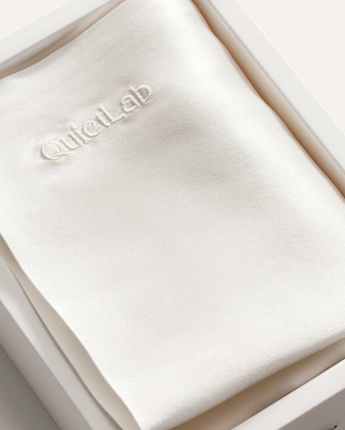 QuietLab® Silk Pillowcase